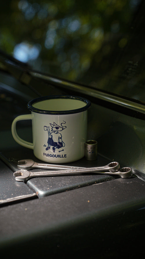 Mug Badfox Outfitters / Magouille